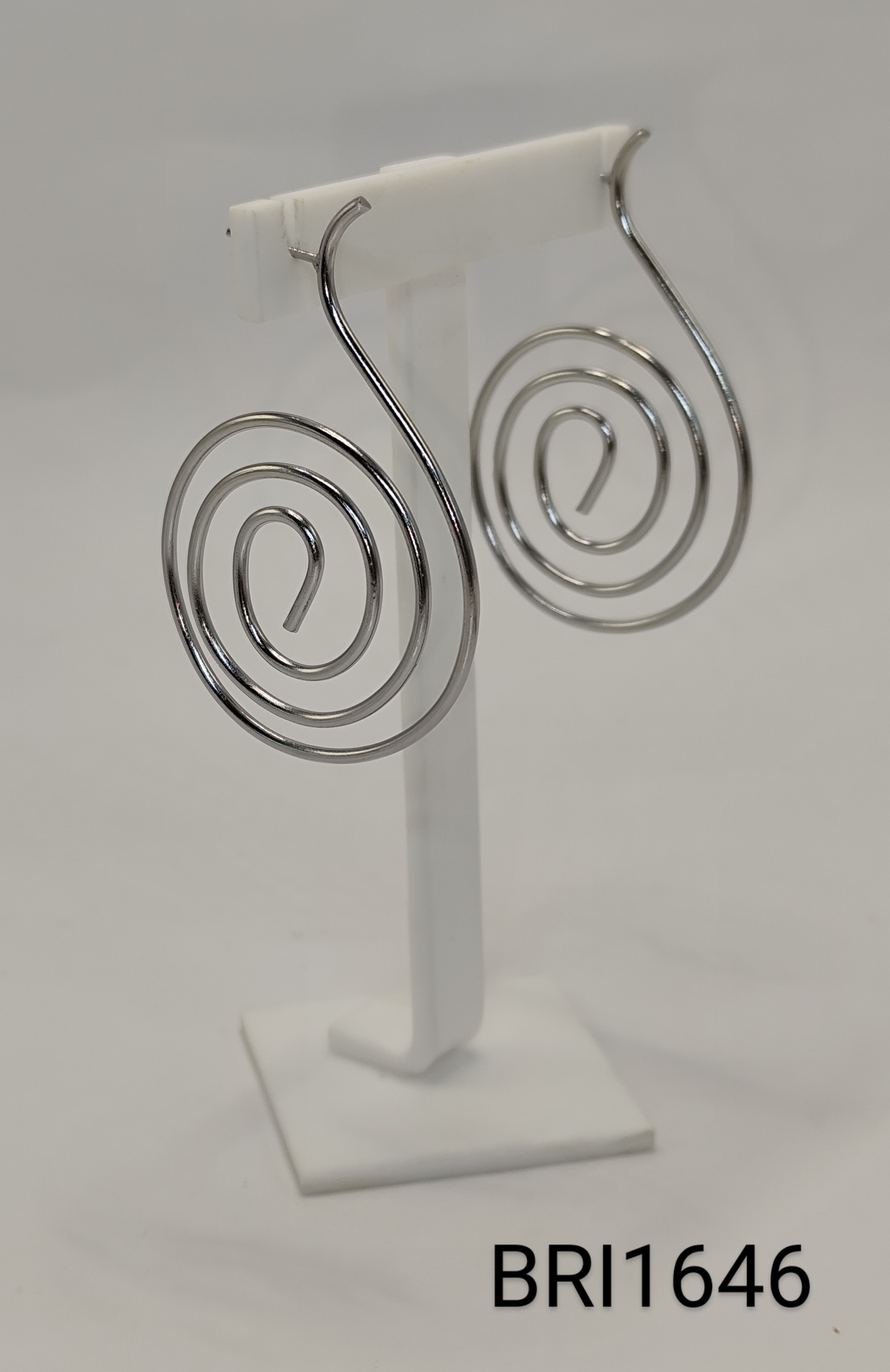 brinco inox labirinto