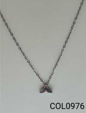 colar inox com pingente rabo de sereia