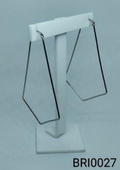 brinco inox argola fecho click  geométrica