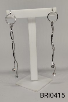 brinco inox círculo 2 fios entrelaçados zircônia transparente