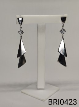 brinco inox 2 triângulos zircônia transparente quadrada