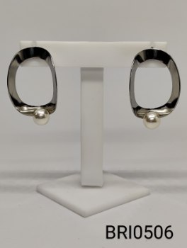 brinco inox aro oval vazado pérola