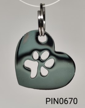 pingente médio inox pata de gato dentro de um coração